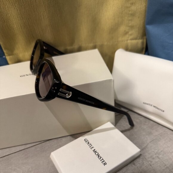 Gentle Monster Tortoiseshell Brown Lens Sunglasses Chic IT Girl main image 4